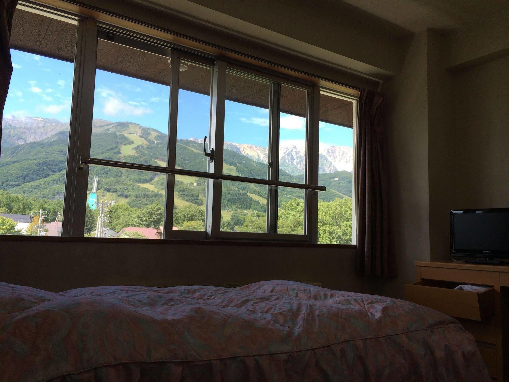 Mountside Jodel Hotel Хакуба Екстериор снимка