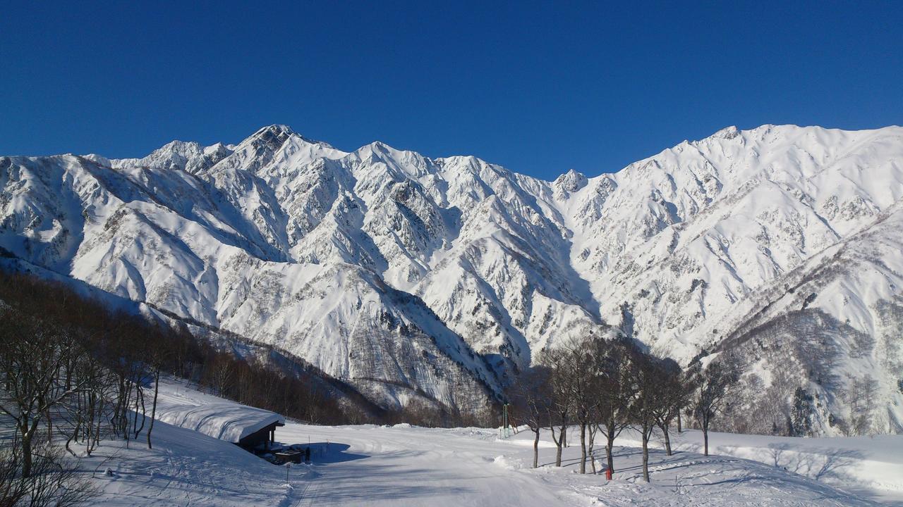 Mountside Jodel Hotel Хакуба Екстериор снимка