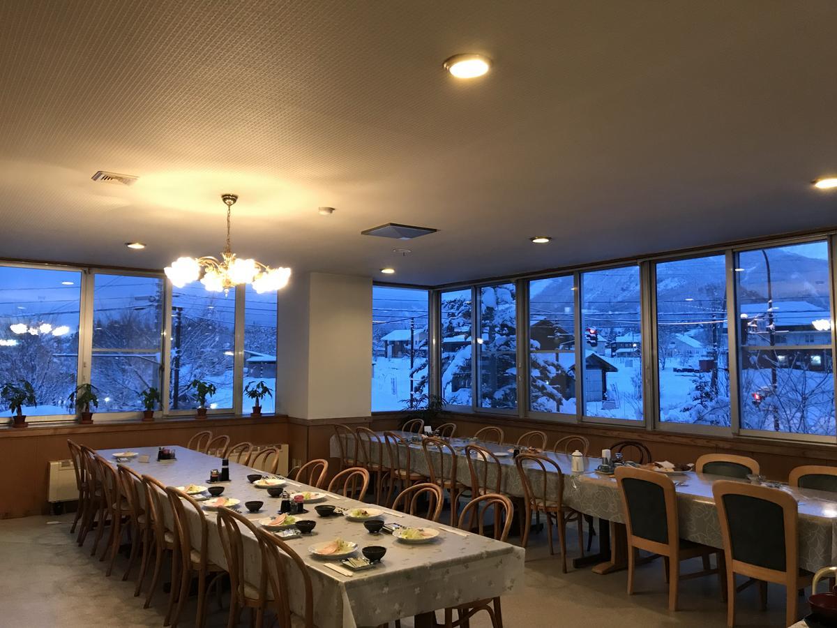 Mountside Jodel Hotel Хакуба Екстериор снимка